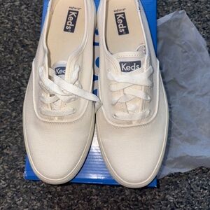Keds canvas sneakers size 9